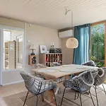 Casa de Férias Nis - 250m From The Sea By Interhome *