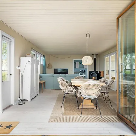 Nis - 250m From The Sea By Interhome Vedelshave