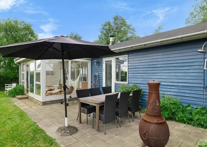 Vakantiehuis Nis - 250m From The Sea By Interhome Vedelshave