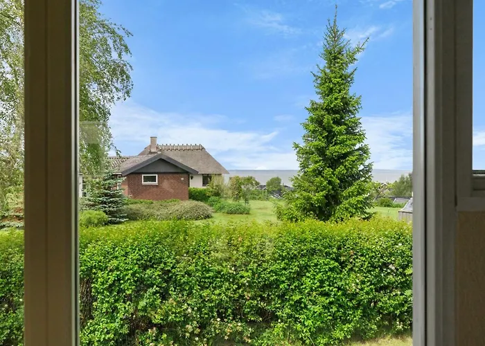 Vakantiehuis Nis - 250m From The Sea By Interhome *